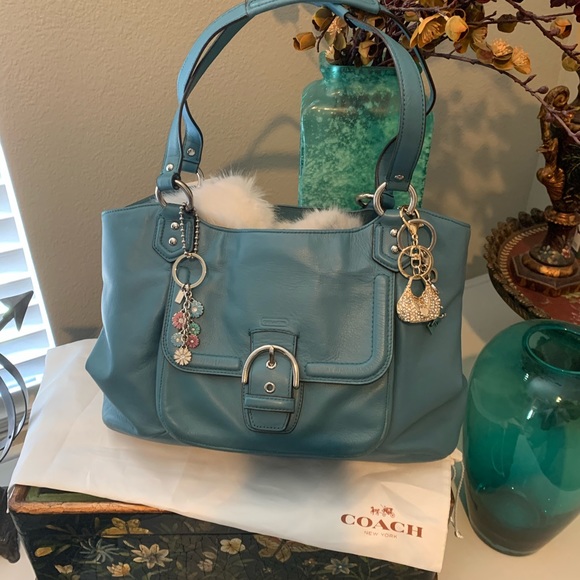 Coach Handbags - ⭐️🦄🦋COACH NWOT STUNNING MARINE BLUE HANDBAG WITH BEAUTIFUL DESIGN PRISTINE!